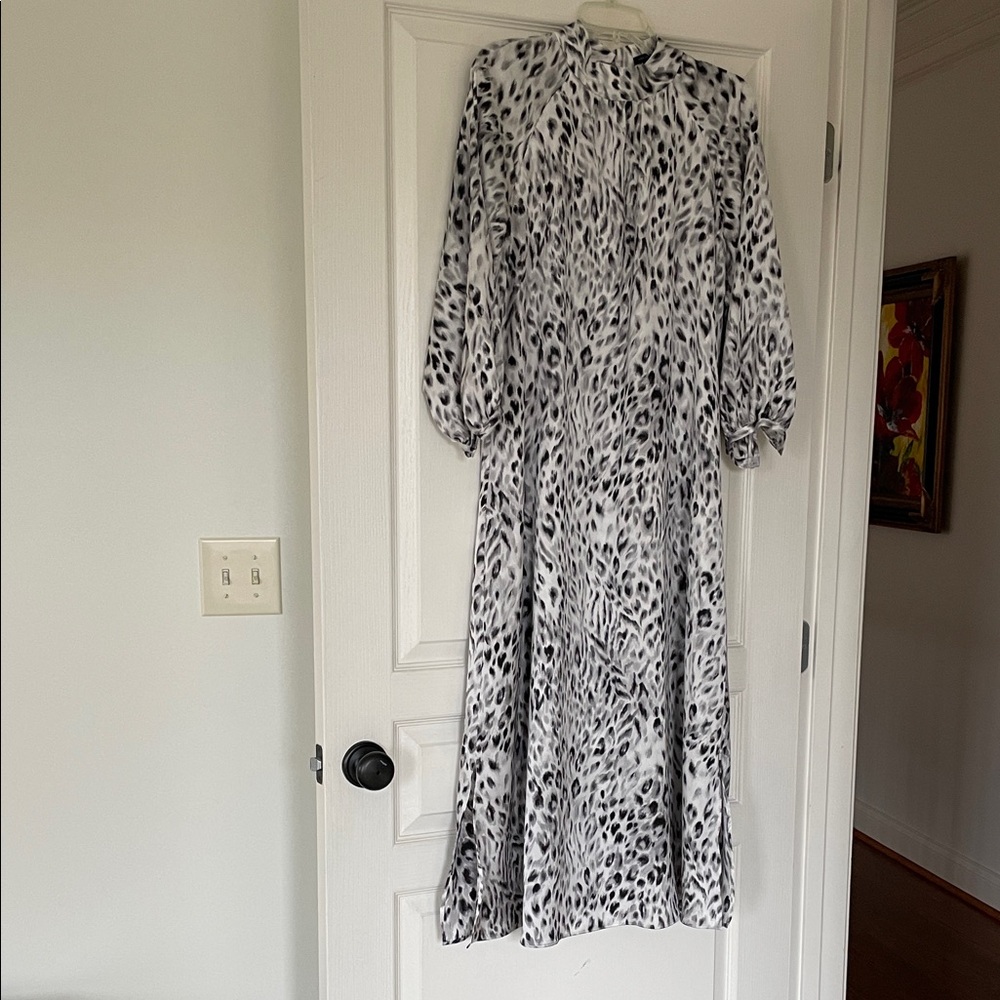 Elegant Ann Taylor Long Sleeve Leopard Print Dress